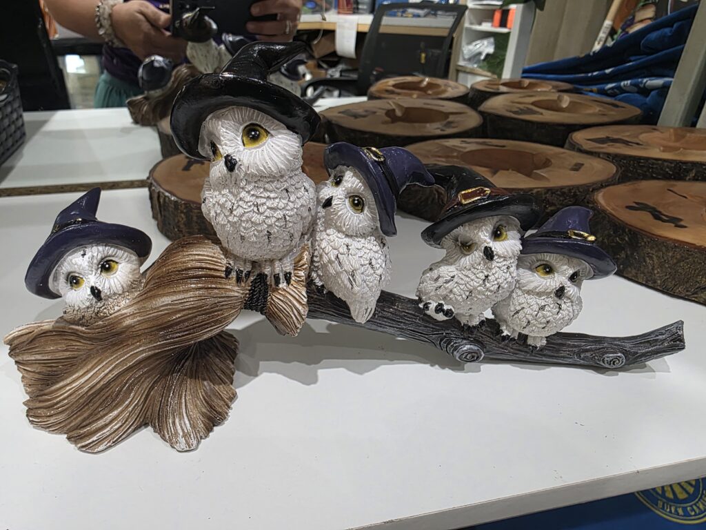 Búhos en Escoba
