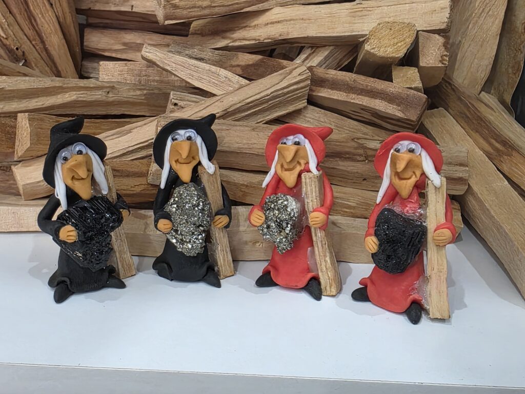 Brujas con Palo Santo